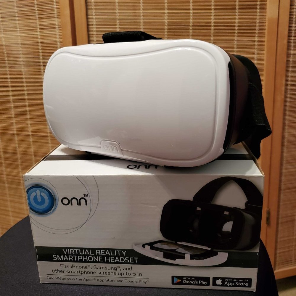 ONN VR Virtual Reality Smartphone Headset New In Box